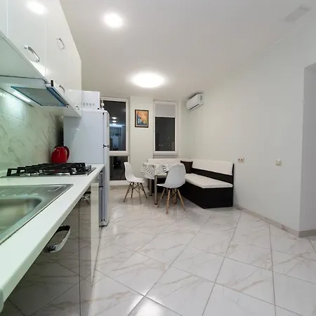 Riviera,20 минут от центра Apartment *